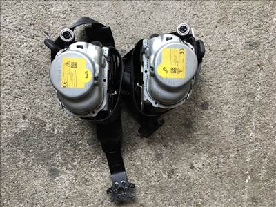 Volkswagen Passat VII B8 hátsó övfeszítő 