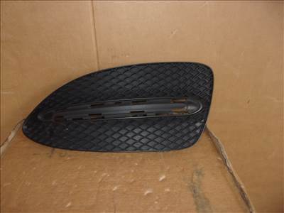 MERCEDES B-OSZTÁLY A246 bal első lökhárító rács 2015-2019 A2468852722