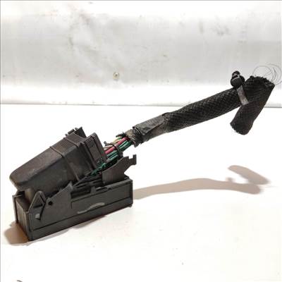 205317 Fiat Freemont 2011-2015 ABS elektromos csatlakozó P682117512AA p68217512aa