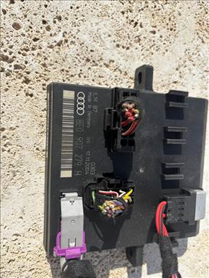 Audi A4 (B6/B7) komfort elektronika  8e0979279c