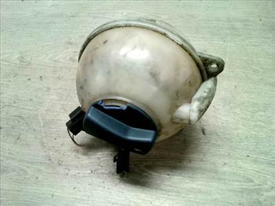 AUDI A3 96-00 Kiegyenlítő tartály