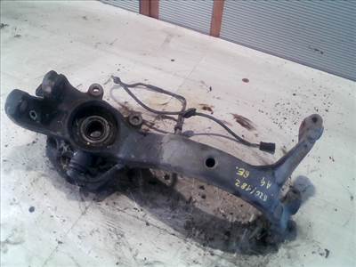 AUDI A4 94-98 Csonkállvány kerékaggyal bal első