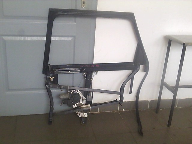 AUDI A6 97-04 Jobb hátsó ablakemelő szerkezet elektromos 1. kép