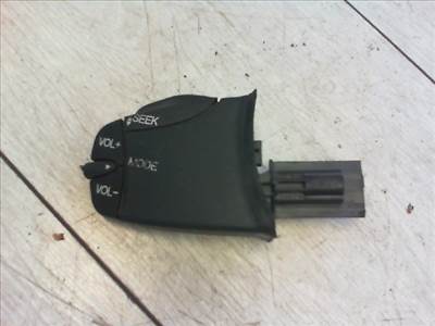 FORD FOCUS 98-04 Rádió kapcsoló