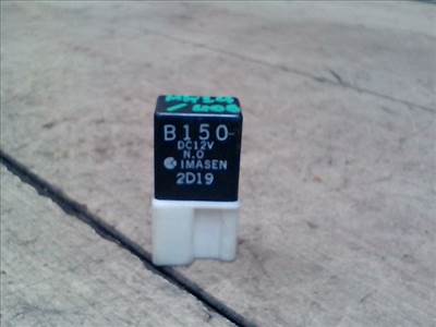 MAZDA Demio 2000- Relé