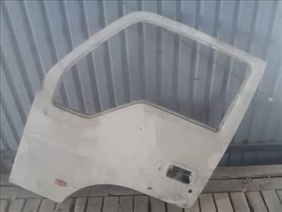 MAZDA E2200 Bal első ajtó.