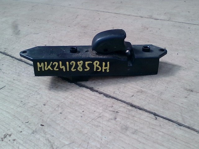 MITSUBISHI GALANT Bal hátsó ablakemelő kapcsoló 1. kép