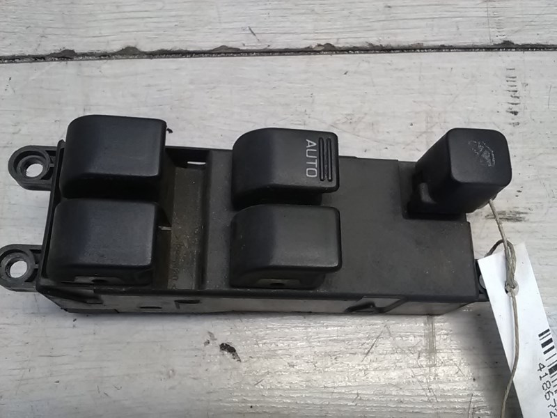 NISSAN PRIMERA P11 96.10-99.09 Bal első ablakemelő kapcsoló 1. kép