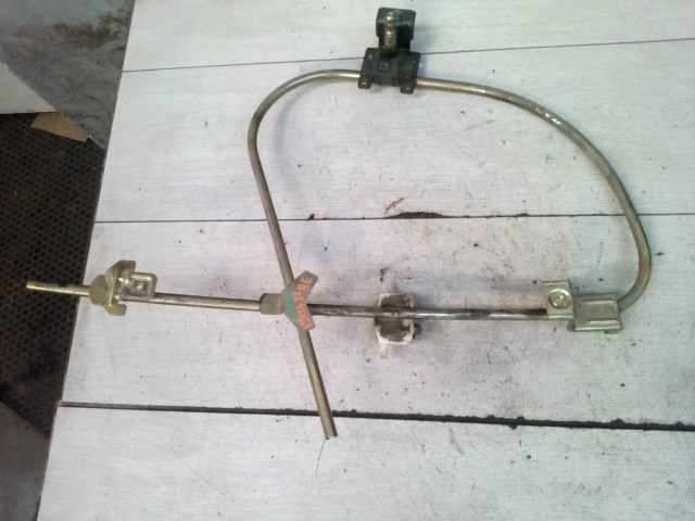 RENAULT CLIO 90-96 Bal első ablakemelő szerkezet mechanikus 1. kép