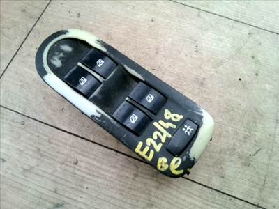 RENAULT SCENIC 03-06 Bal első ablakemelő kapcsoló