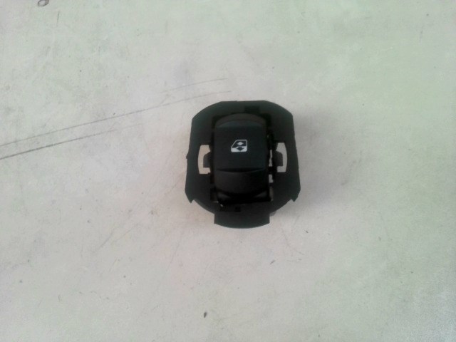 RENAULT VEL SATIS 02-09 Bal hátsó ablakemelő kapcsoló 1. kép
