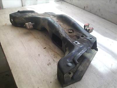 SKODA FABIA 99-07 Első bölcső futóműtartó segédkeret