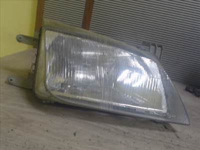 SUZUKI SWIFT 96-05 Jobb első fényszóró