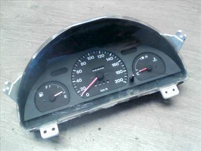 SUZUKI SWIFT 96-05 Kilométeróra