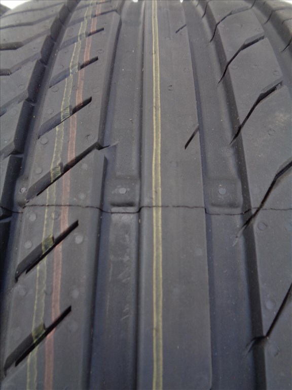 Új/Demo Continental 215/40R18 nyári gumi 2025-ös gyártású eladó.  4. kép