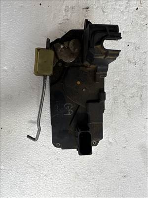 Opel Zafira B 2005-2014 bal hátsó ajtózár 13128115