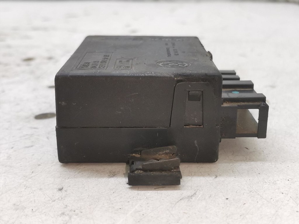 VW POLO CLASSIC (6KV2/ 6V5/ 9J2/ 9J4) 60 1.4 Immobilizer Elektronika #40931# 6X0953257 6. kép