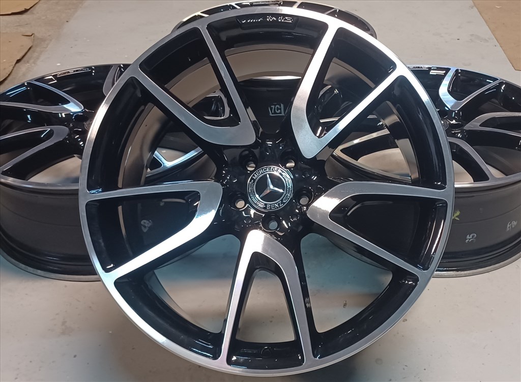 Gyári Mercedes W253 GLC AMG 5x112 8,5-9,5x21 ET40-22 4db 1. kép