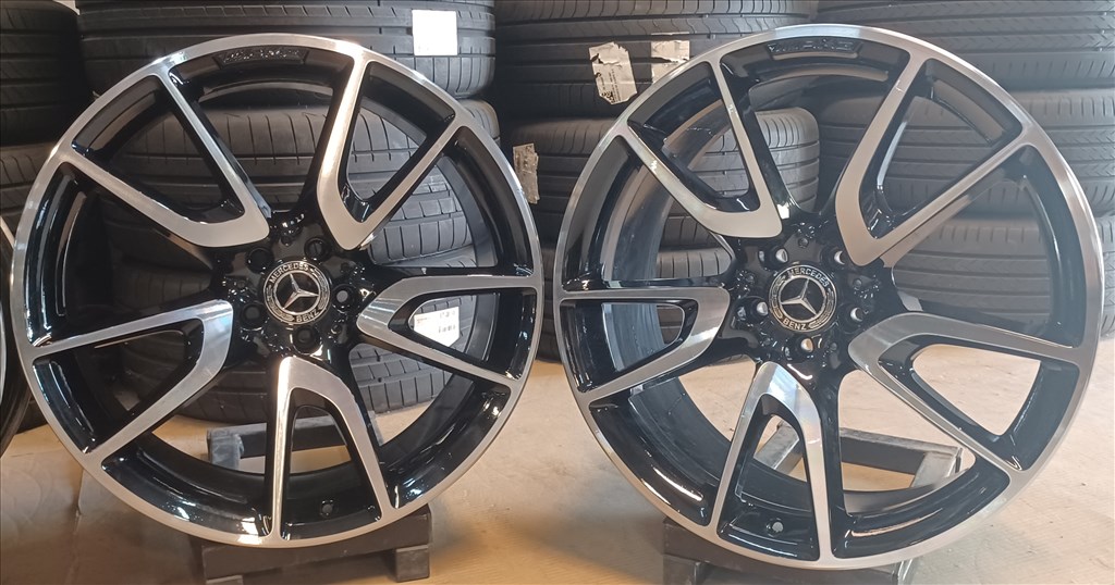 Gyári Mercedes W253 GLC AMG 5x112 8,5-9,5x21 ET40-22 4db 5. kép