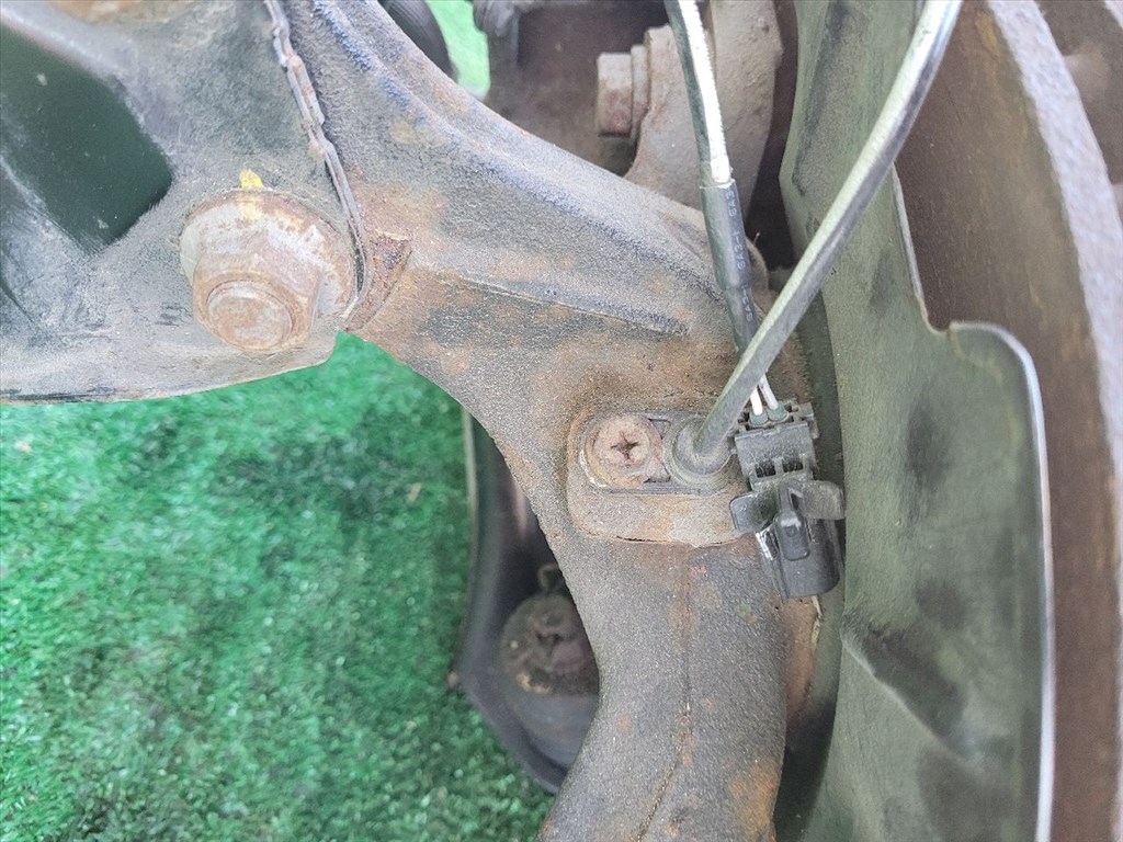 SUZUKI SX4 S-Cross II Jobb Gólyaláb Csonkállvánnyal 4511161M00 4160154pa0 3. kép