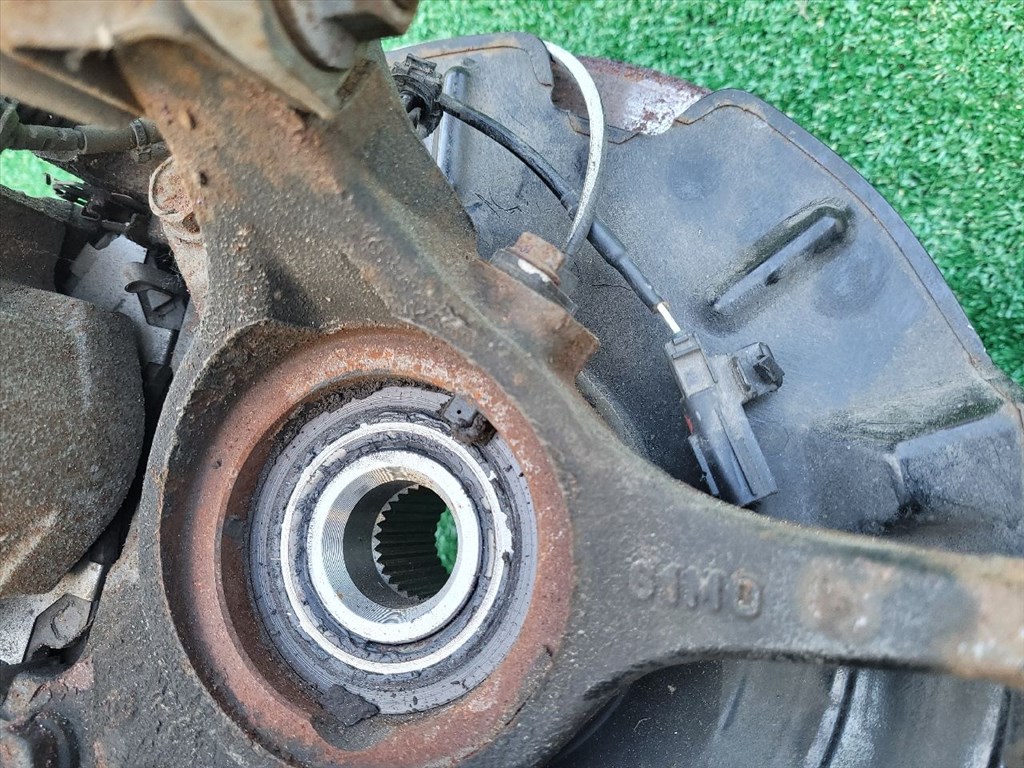 SUZUKI SX4 S-Cross II Jobb Gólyaláb Csonkállvánnyal 4511161M00 4160154pa0 6. kép