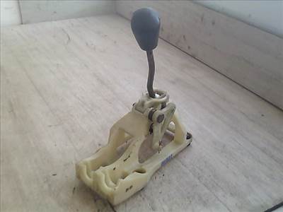 KIA PICANTO Váltó kulissza