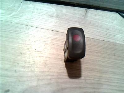 NISSAN MICRA K11 92.08-00.07 Elakadásjelző kapcsoló