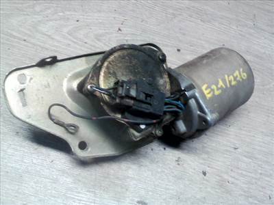 SUZUKI SWIFT 96-05 Ablaktörlő motor első