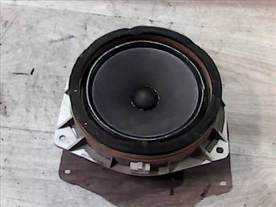 TOYOTA YARIS VERSO Hangszóró 