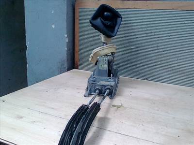 VOLKSWAGEN Golf V. 2003.10 - 2008.09 Váltó kulissza