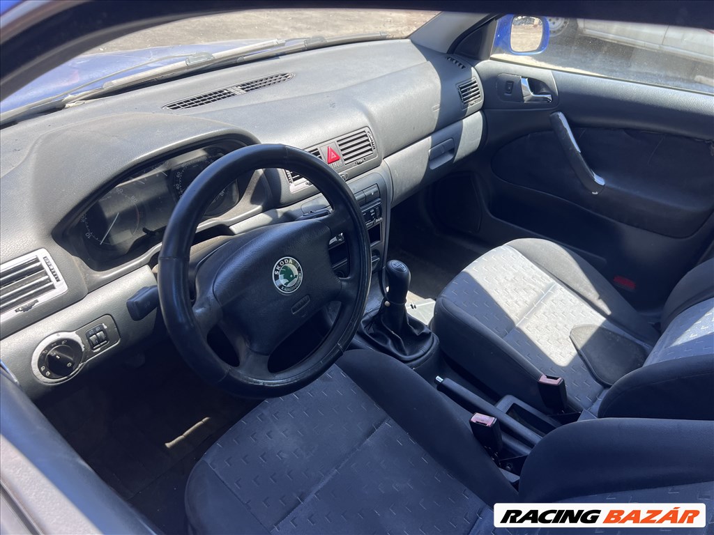 Skoda Octavia I 1.6i bontott alkatrészei 3. kép