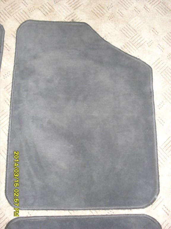 Eladó Szövet Autószőnyeg!!! 3. kép