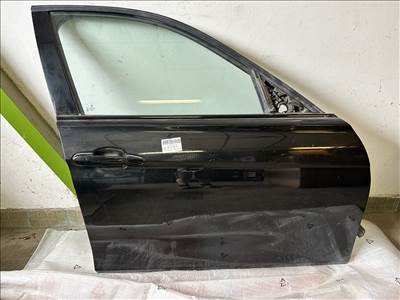 BMW 320 F30 Jobb első ajtó 