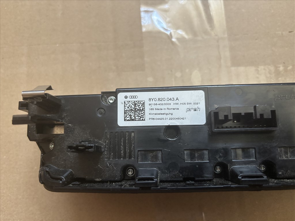 Audi A3 (8Y) klíma fűtés panel 8y0820043a 8. kép