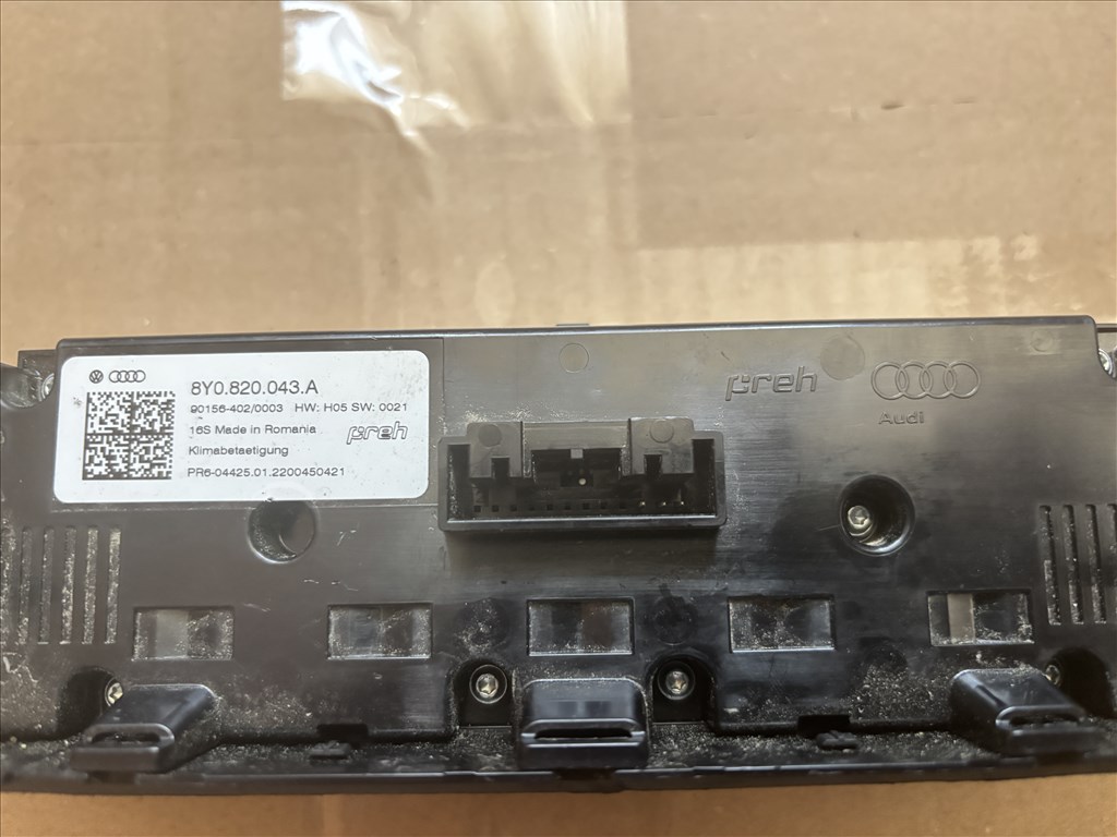 Audi A3 (8Y) klíma fűtés panel 8y0820043a 9. kép