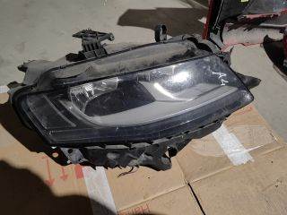 Audi A4 (B8 - 8K) AUDI A4 B8 Bal Fényszóró