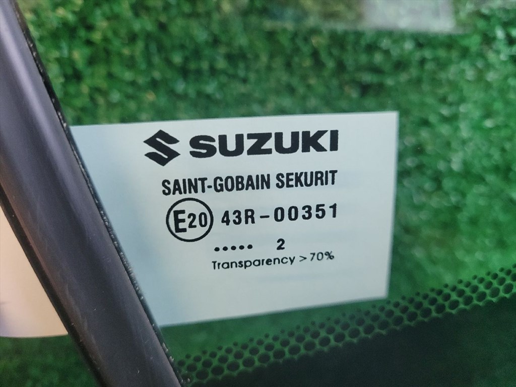 SUZUKI S-CROSS Jobb első Fixüveg (Ajtóban) E2043R00351 2. kép