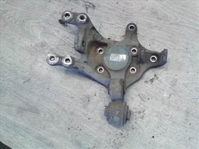 HYUNDAI IX35 2010.04.01-2014.12.31 Jobb hátsó csonkállvány