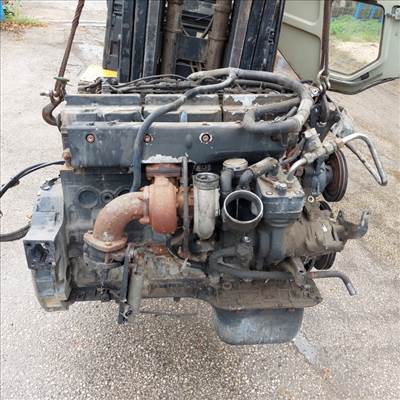 MAN 14.225 LC Motor, diesel fűzött blokk hengerfejjel