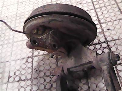 NISSAN PRIMERA P10 90.10-96.10 Jobb hátsó kerékagy