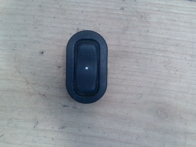 OPEL ASTRA G 97-04 Jobb első ablakemelő kapcsoló 1. kép