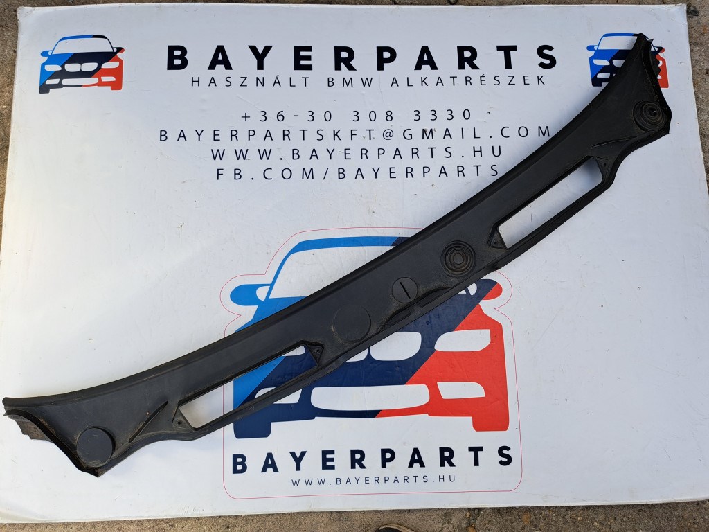 BMW E81 E82 E87 E88 szélvédõ alatti mûanyag levélrács 1. kép