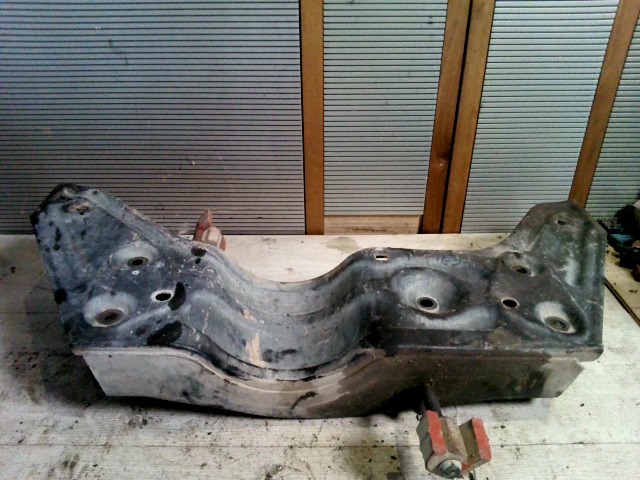 SKODA FABIA 99-07 Első bölcső futóműtartó segédkeret 1. kép