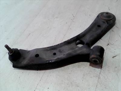 SUZUKI SWIFT 2010-2017 Jobb első alsó lengőkar