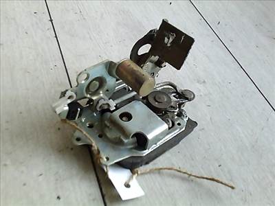 SUZUKI SWIFT 96-05 Jobb hátsó ajtó zárszerkezet mechanikus