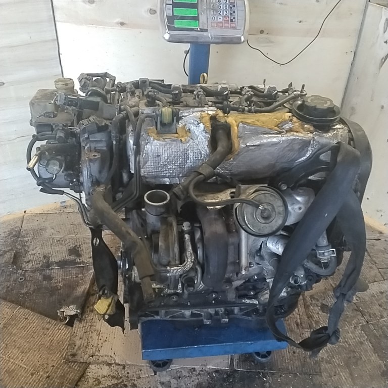 MAZDA 6 02-05 Motor, diesel fűzött blokk hengerfejjel 1. kép
