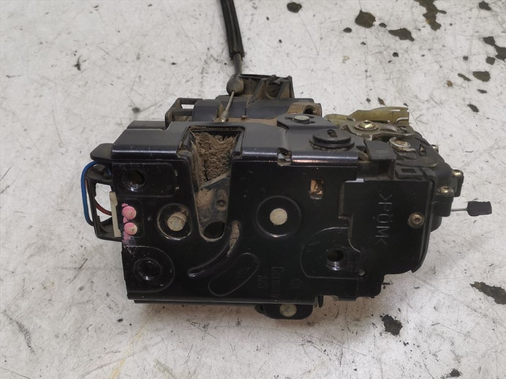 VW GOLF IV Variant (1J5) 1.4 16V Jobb hátsó Ajtózár #40873# 839016A 4. kép