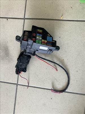 Skoda Octavia II biztosítéktábla 