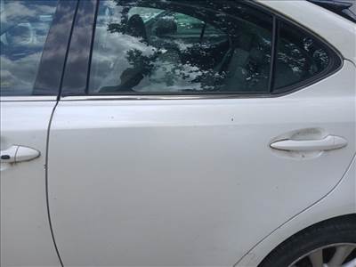 Lexus IS 220d bal hátsó ajtó 