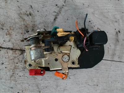 CHRYSLER PT CRUISER 99-06 Bal első ajtó zárszerkezet központi záras